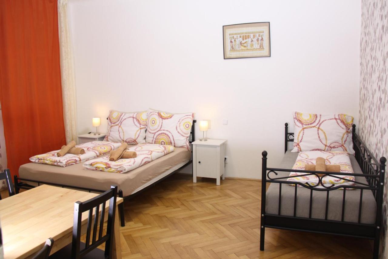 Central Prague Wenceslas Square Apartments Εξωτερικό φωτογραφία