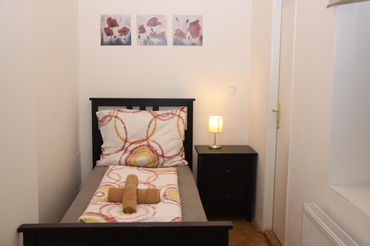 Central Prague Wenceslas Square Apartments Εξωτερικό φωτογραφία